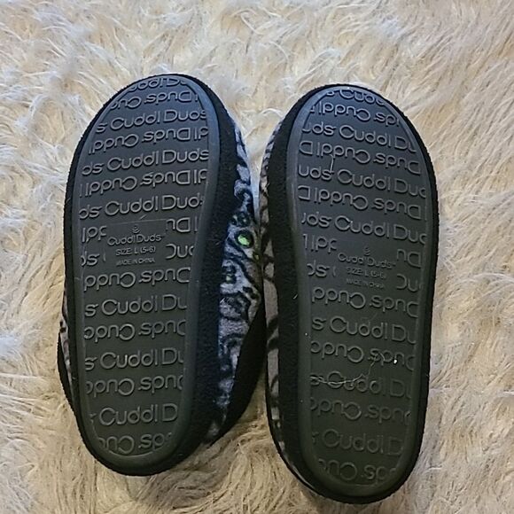 Cuddl duds boys gray, black and green contoller print fleece slippers - Picture 3 of 4